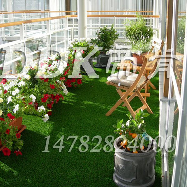 【陽臺鋪的塑料草坪】樣板圖片,帝肯(DDK)_6200(Green|歌林)效果圖 【陽臺鋪的塑料草坪】樣板圖片,帝肯(DDK)_6200(Green|歌林)效果圖,室外陽臺地板,仿真草坪,塑料草坪